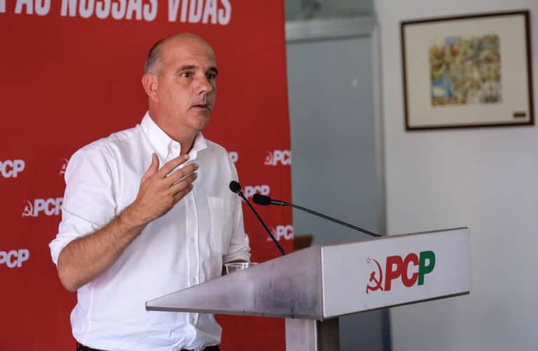 Paulo Raimundo considera que novas medidas do Governo para a habitação “passam ao lado do alvo”