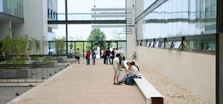 Há quase meio milhão de inscritos no Ensino Superior em Portugal