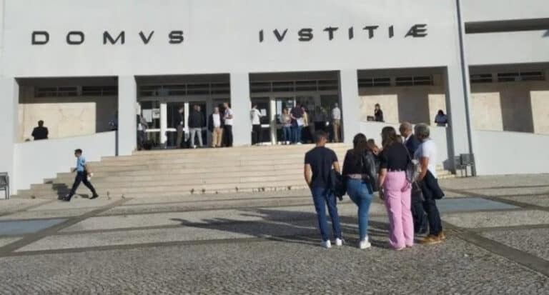 Tribunal Judicial de Braga fechado devido a greve