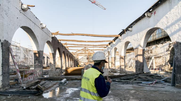 Governo aberto a reduzir IVA para 6% na construção para arrendamento, avança PSD