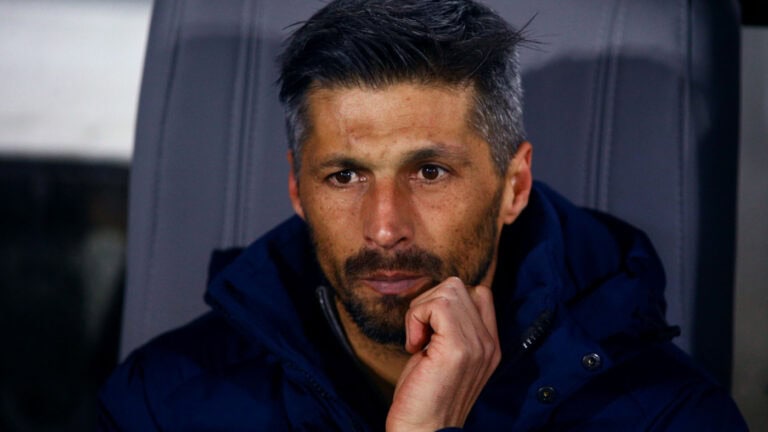 Moreno quer primeira vitória em casa na receção ao "competente" Gil