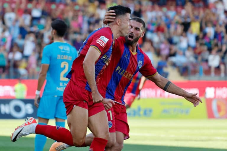 Chaves vence Gil Vicente e sai da zona de descida