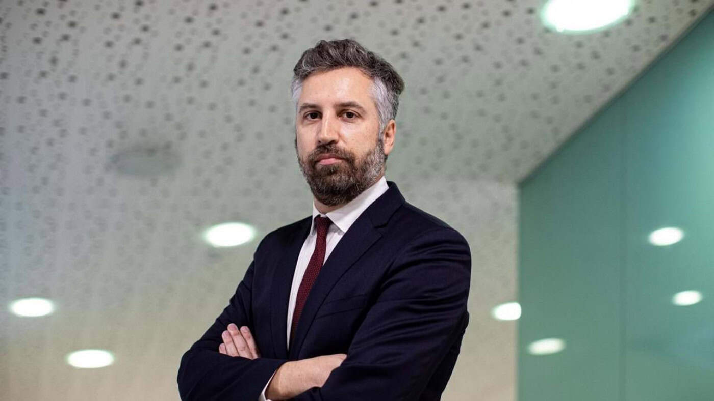 Pedro Nuno Santos nega intenção de se candidatar "neste momento" à liderança do PS&nbsp;