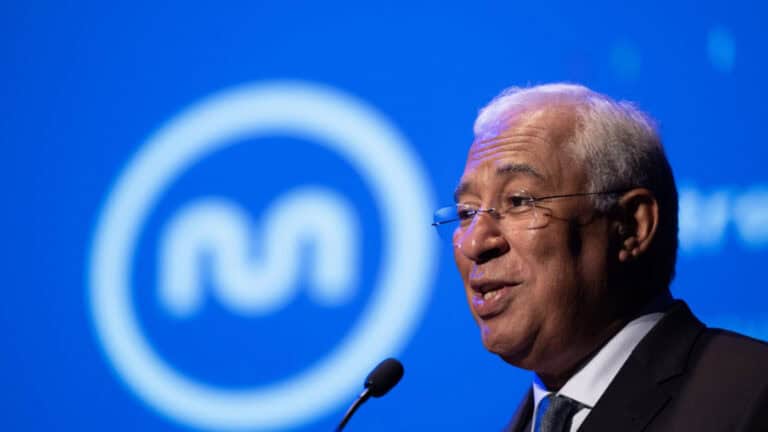 Costa garante que linha de alta velocidade entre Lisboa e Vigo "vai ser feita"&nbsp;