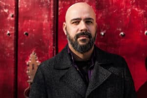 Afonso Cruz estreia espetáculo multidisciplinar no festival Utopia