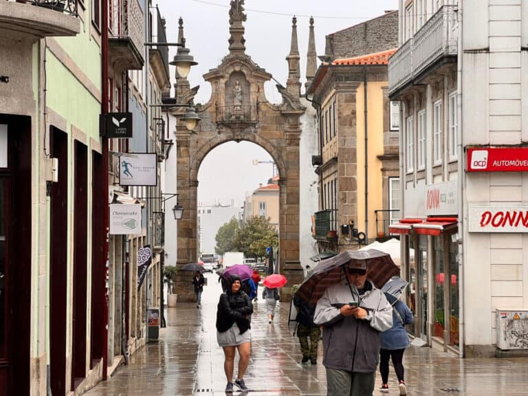 Prociv envia sms com alerta devido a chuva e vento forte&nbsp;