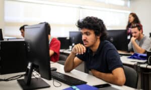 Aumento do apoio ao alojamento de alunos bolseiros já está em vigor 