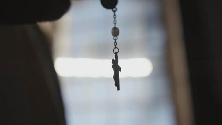 Nove membros do clero e um leigo afastados por suspeitas de abusos sexuais