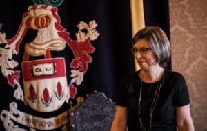 Ministro da Cultura "muito satisfeito" com a escolha de Helena Sousa para a presidência da ERC