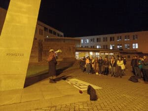 Alunos denunciam email que criminaliza aborto. Conselho pedagógico já reuniu com aluno