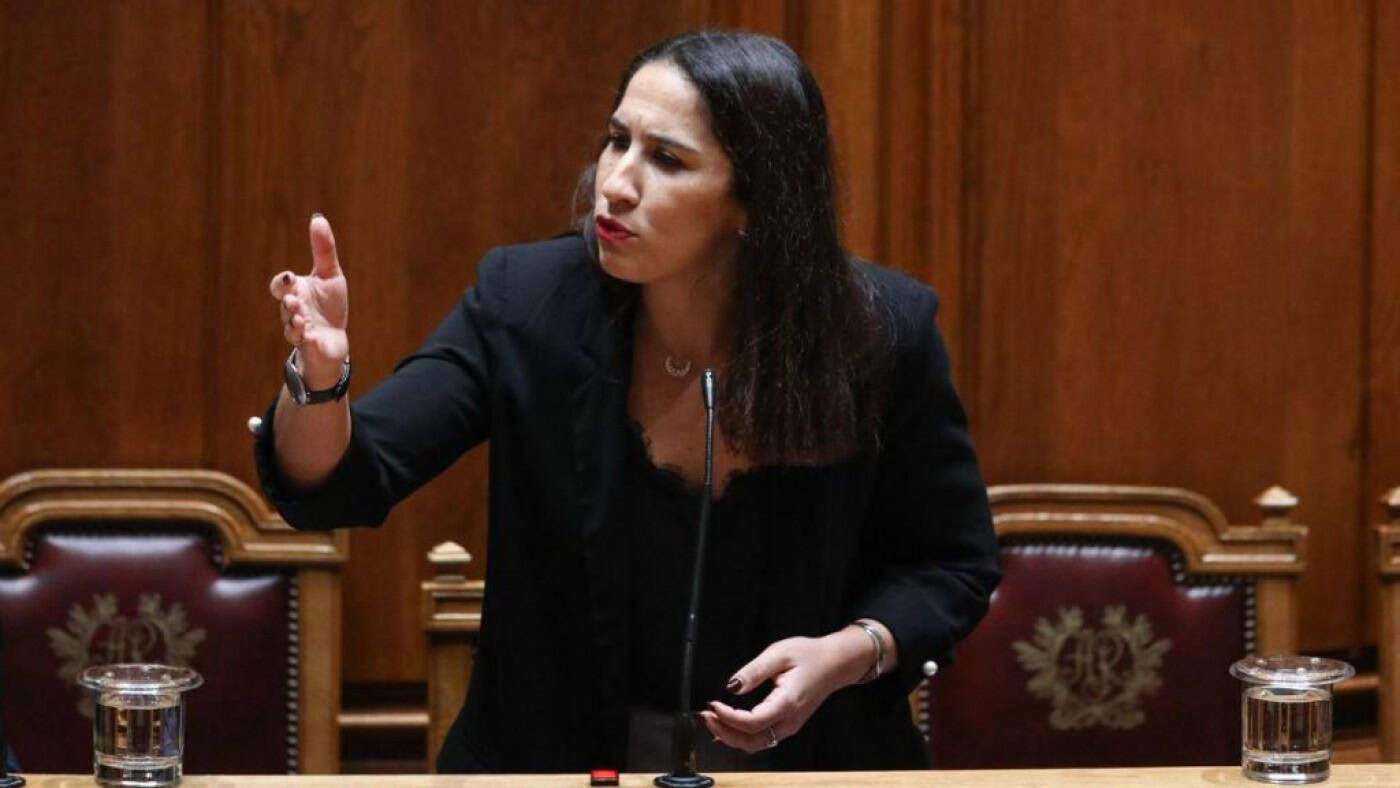 Apoio à renda para taxas de esforço acima de 100% começa a ser pago este mês