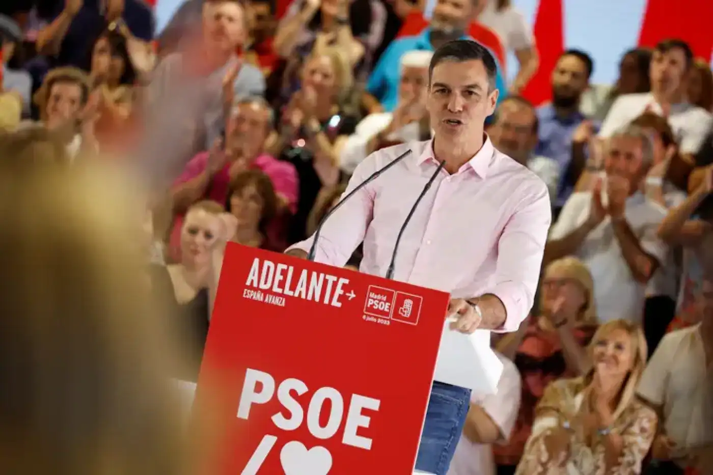 PSOE fecha último acordo para investidura de Sánchez, com nacionalistas bascos