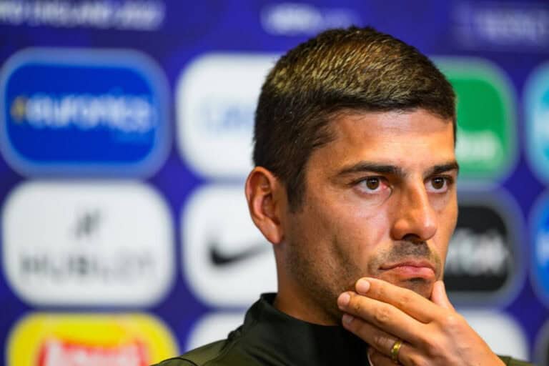 Francisco Neto chama quatro jogadoras do SC Braga