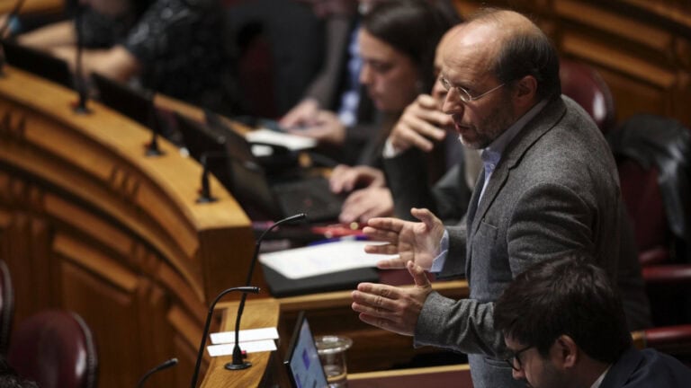 Ensino Superior abre debate no Parlamento