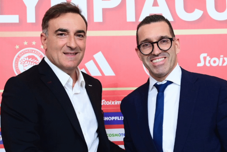 Olympiakos confirma Carlos Carvalhal como treinador&nbsp;
