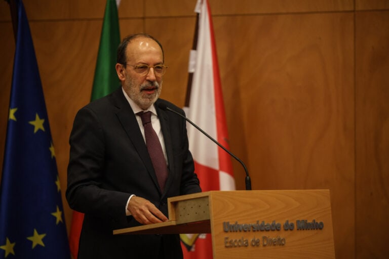 Plataforma para denúncia de casos de assédio em testes na próxima semana