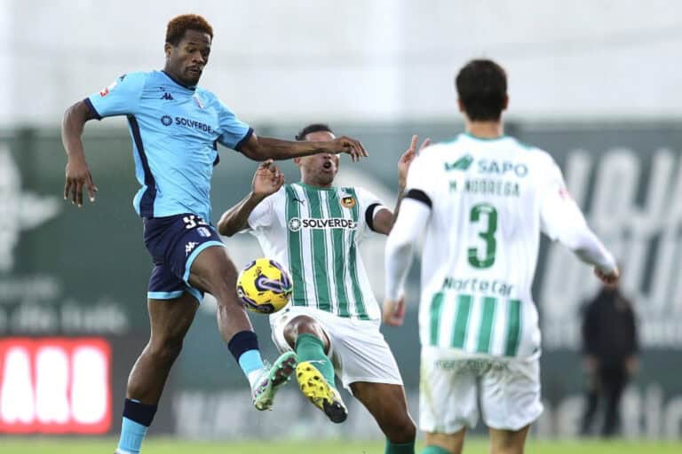 Rio Ave e Vizela empatam a um golo em Vila do Conde&nbsp;