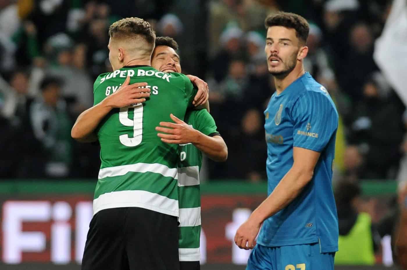 Sporting vence FC Porto e isola-se na liderança da I Liga