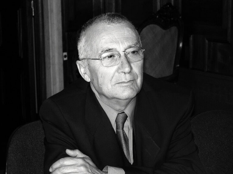 Famalicão decreta Luto Municipal pelo falecimento de Joaquim Loureiro