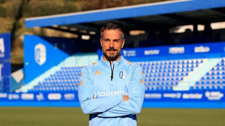 Treinador do FC Vizela quer vencer na Amadora para dar “click emocional”