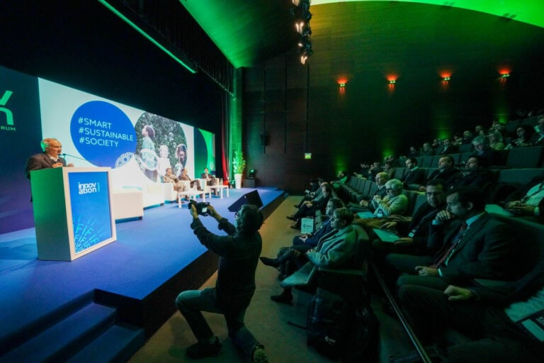 Ligação do quadrilátero através da "ferrovia ou metro de superfície" é "inviável"