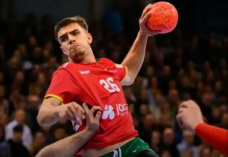 Portugal entra a vencer no Europeu de andebol ao bater a Grécia