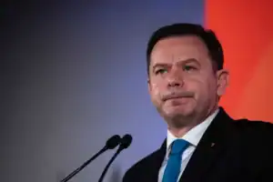 Montenegro cabeça de lista da AD por Lisboa, ex-bastonário Miguel Guimarães pelo Porto 