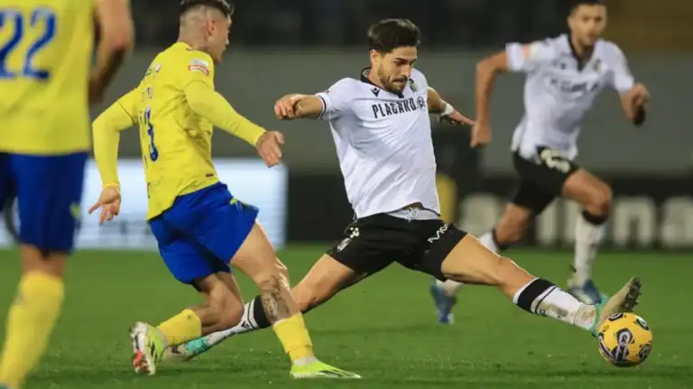 Vitória vence Arouca e alcança Sporting de Braga no quarto lugar&nbsp;