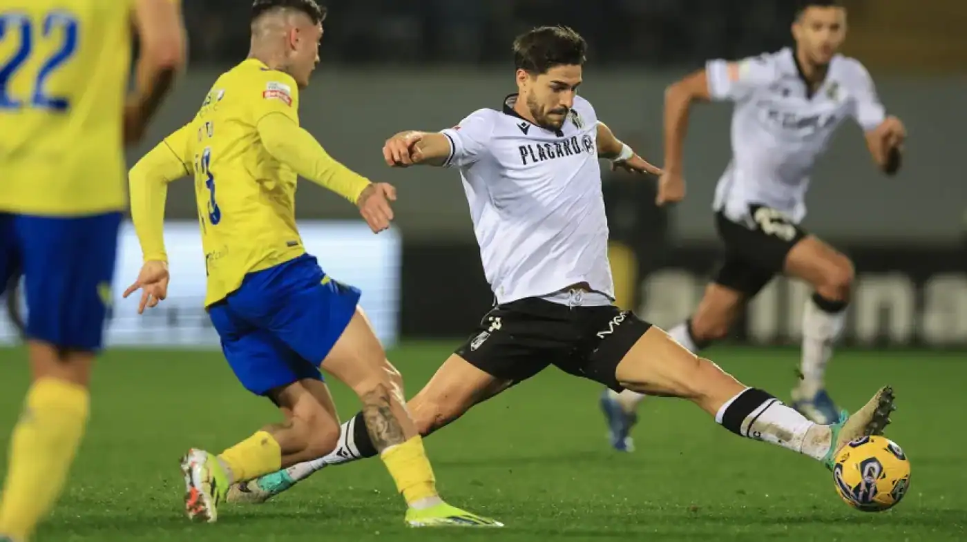 Vitória vence Arouca e alcança Sporting de Braga no quarto lugar