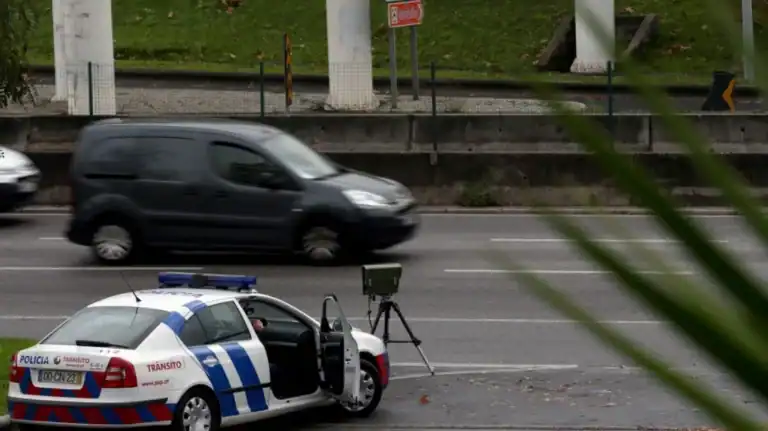 Campanha de segurança rodoviária "Viajar sem pressa" é lançada esta terça-feira&nbsp;