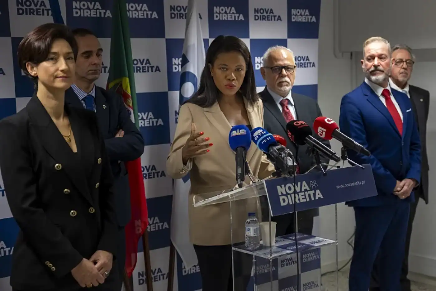 Estreante Nova Direita quer ser "ponto de equilíbrio" entre PSD e Chega