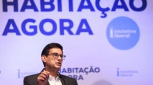 IL pede que Estado disponibilize todas as casas vazias que tem e a eliminar IMT 