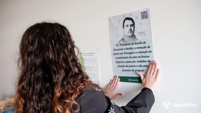 "Criar barreiras no acesso à educação não vai resolver o problema da emigração jovem"