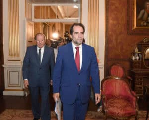 Miguel Albuquerque anuncia demissão