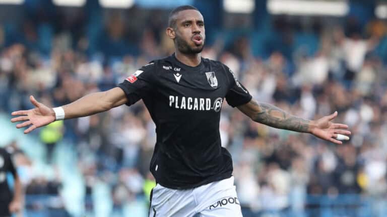 André Silva garante três pontos ao Vitória SC em Vizela