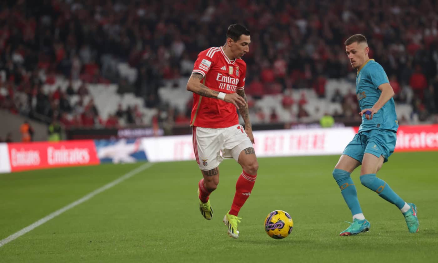 Três golos dos encarnados ditaram a derrota do Gil Vicente na Luz