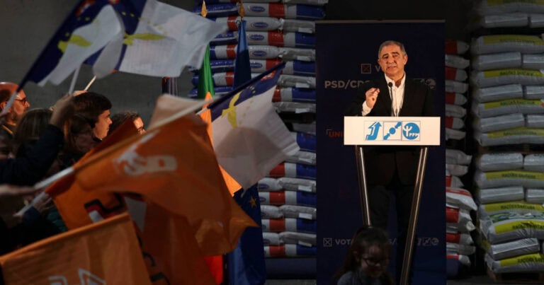 Projeção dá vitória nos Açores a aliança PSD/CDS/PPM