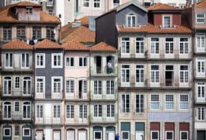 Preços da habitação aceleram 10,0% no 3.º trimestre para 1.641 euros/m2 