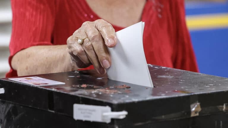 Conselho Nacional de Juventude contra modelo dos debates televisivos envia cartas ao PR e CNE