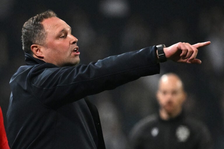 Vítor Campelos quer vencer e chegar à primeira metade da tabela classificativa