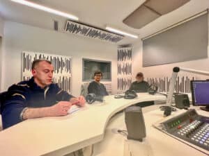 “Se a rádio se quer manter relevante, tem que contar histórias”