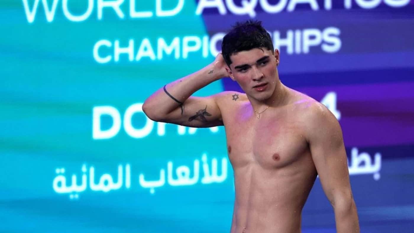 Diogo Ribeiro qualifica-se para as meias-finais dos 100 metros livres nos Mundiais de natação