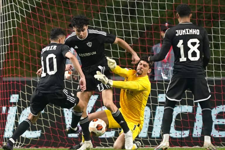 SC Braga perde novamente e adeptos mostram lenços brancos