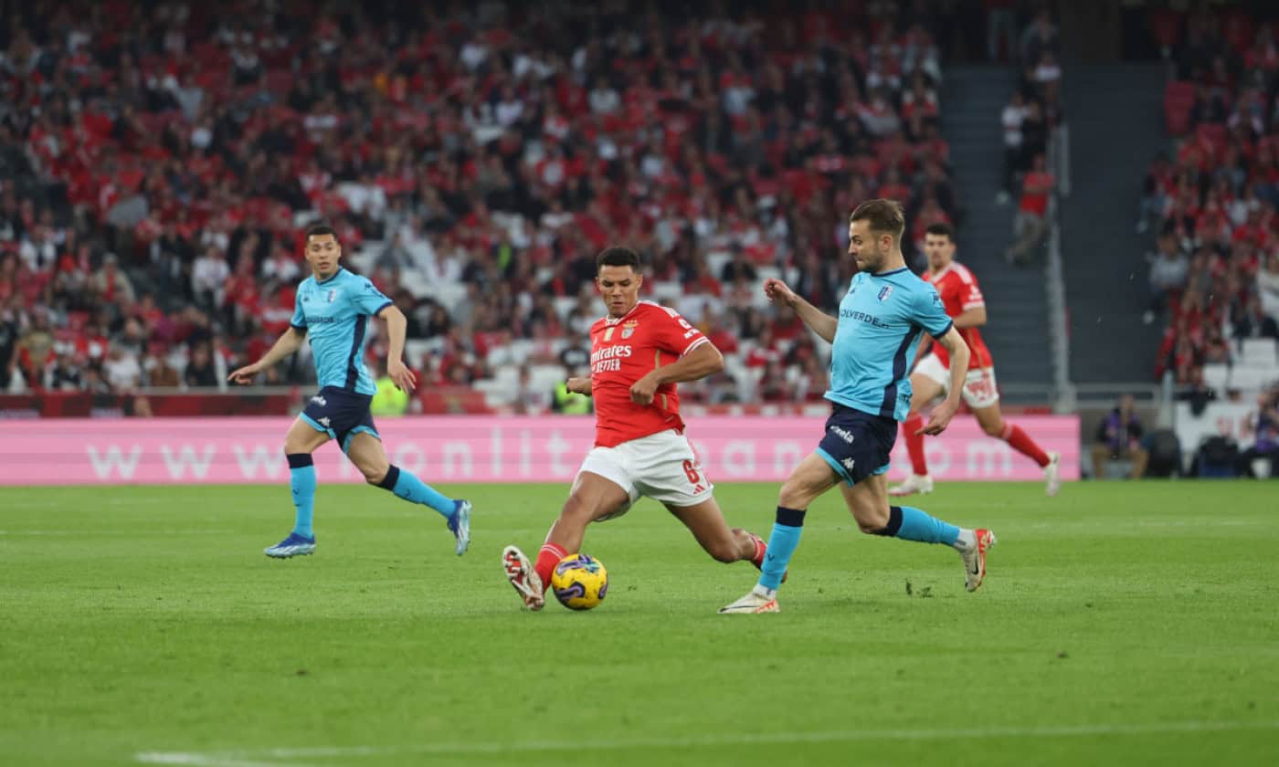 Vizela goleado na Luz e volta ao último lugar do campeonato