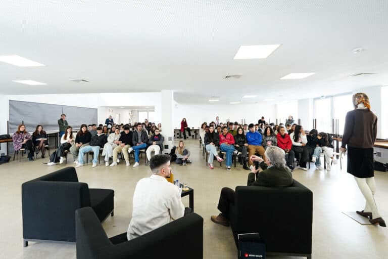 Testemunhos vivos do 25 de Abril de 1974 escutados nas escolas de Braga