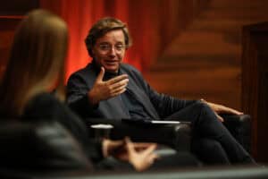 Carlos Oliveira anuncia saída da Fundação José Neves