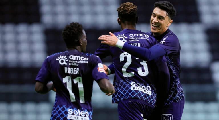 SCB vinga saída da Liga Europa com goleada ao Boavista