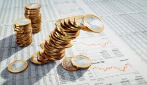 Inflação da zona euro abranda para os 2,6% em fevereiro 