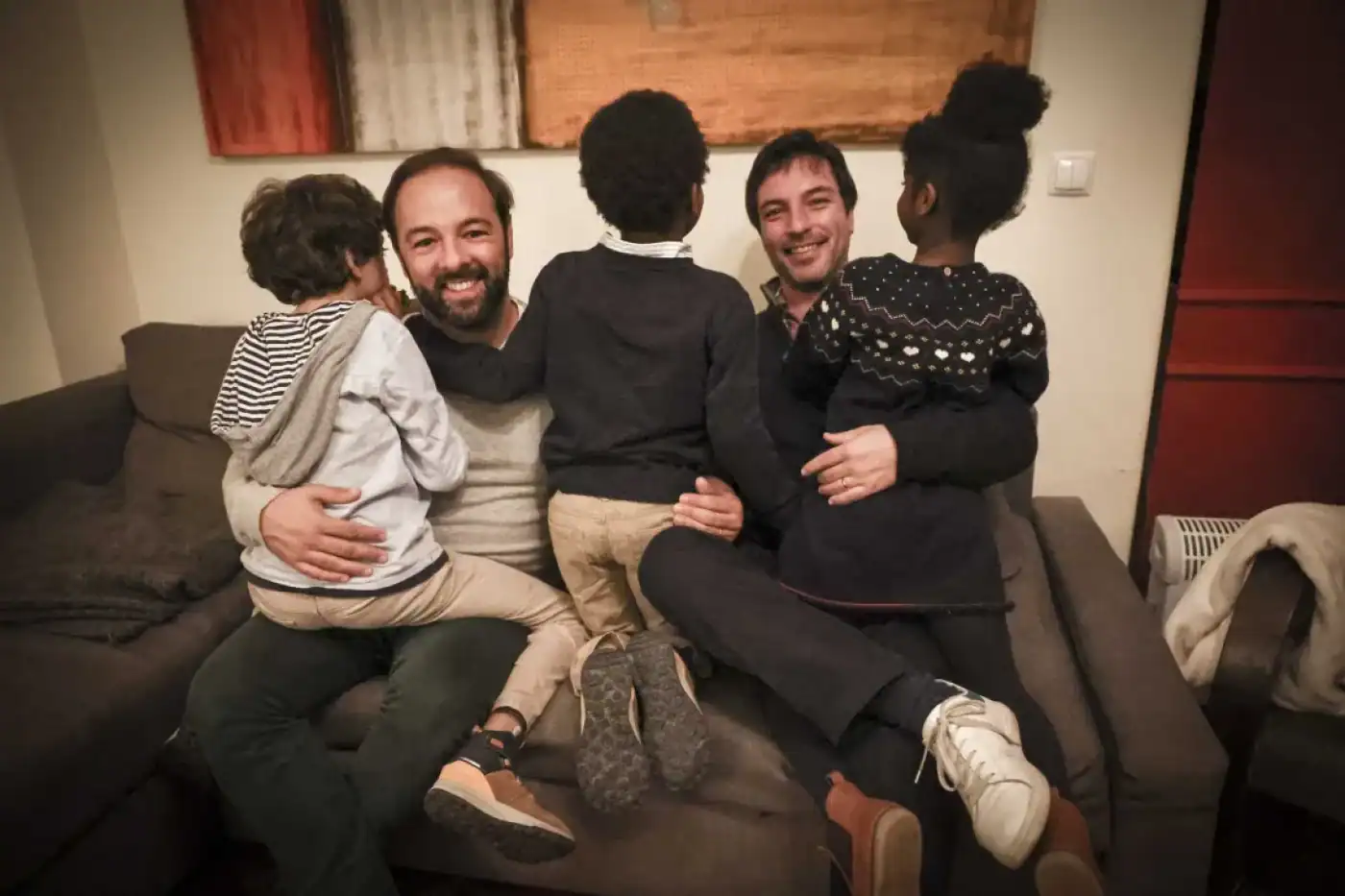 Lei da adoção homossexual já deu família a 55 crianças