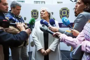 PGR exclui qualquer hipótese de continuar no cargo